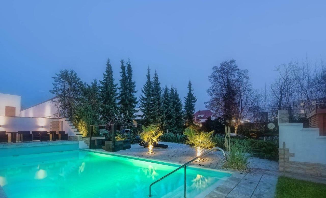Holi Day Spa Appartement 1 Berlin Ngoại thất bức ảnh